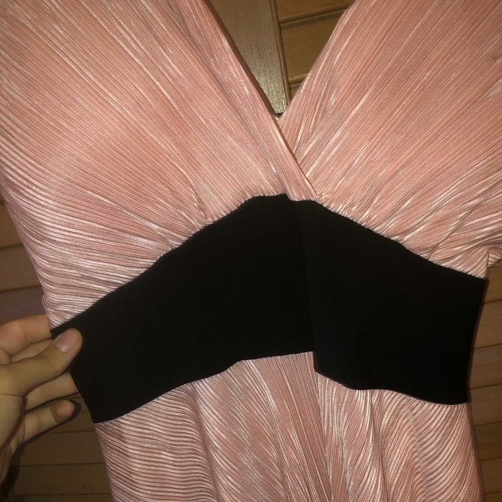 Pink dress - Picture 2 of 2